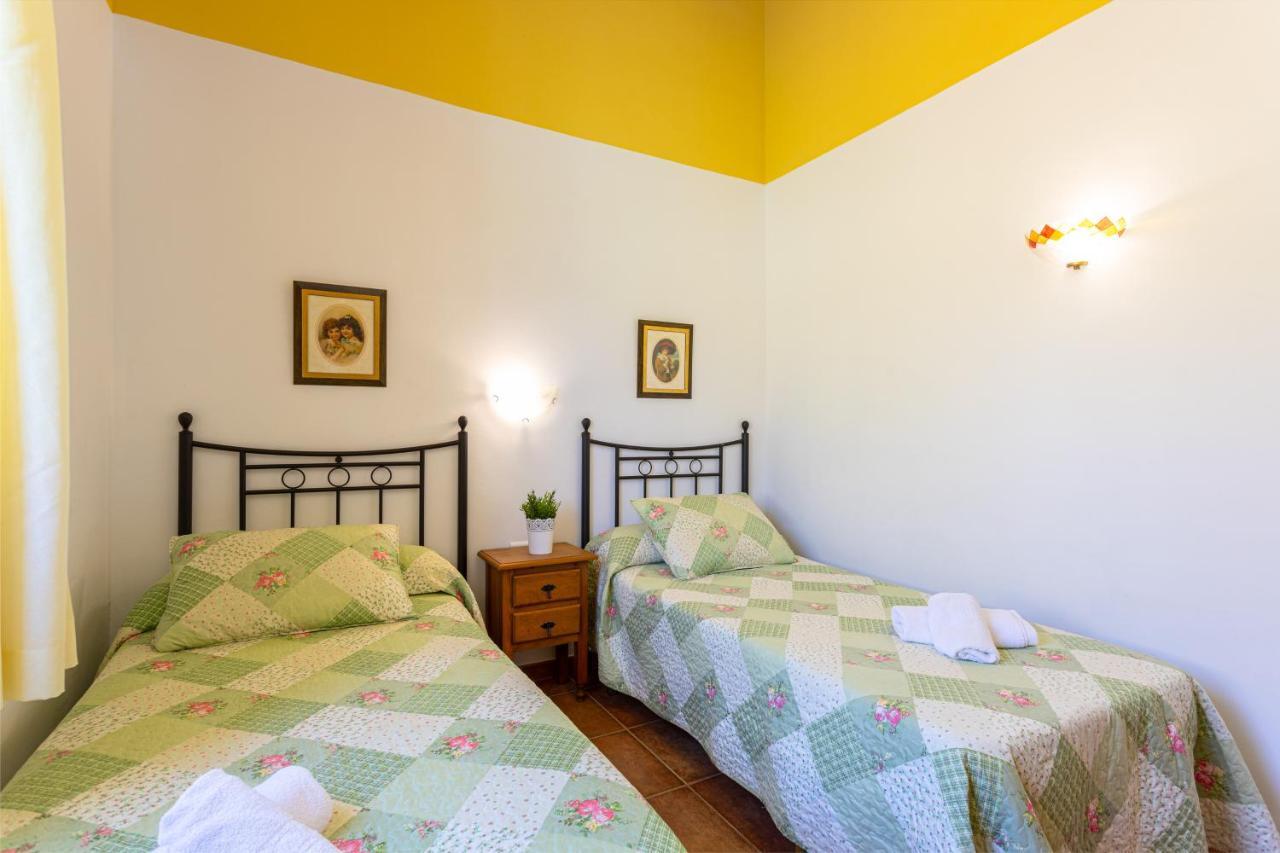 Cortijo Rio Seco Villa Нерха Екстериор снимка